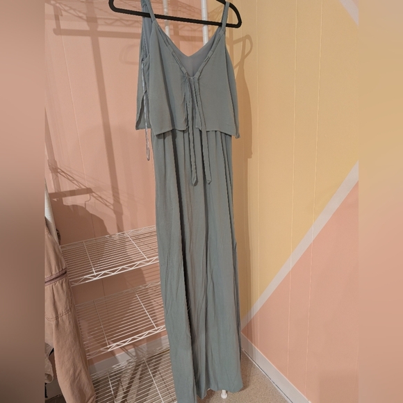 213.Zara Gray)Green Maxi Dress - Picture 2 of 6